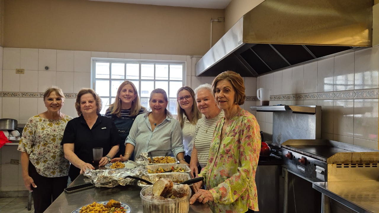 Hermandad KSI llevó a cabo primer almuerzo del año con el Salvation Army