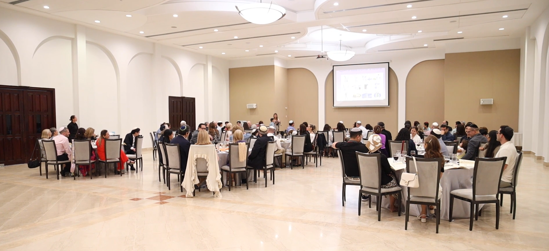 Comunidad KSI disfrutó sedarim de Pésaj en español e inglés